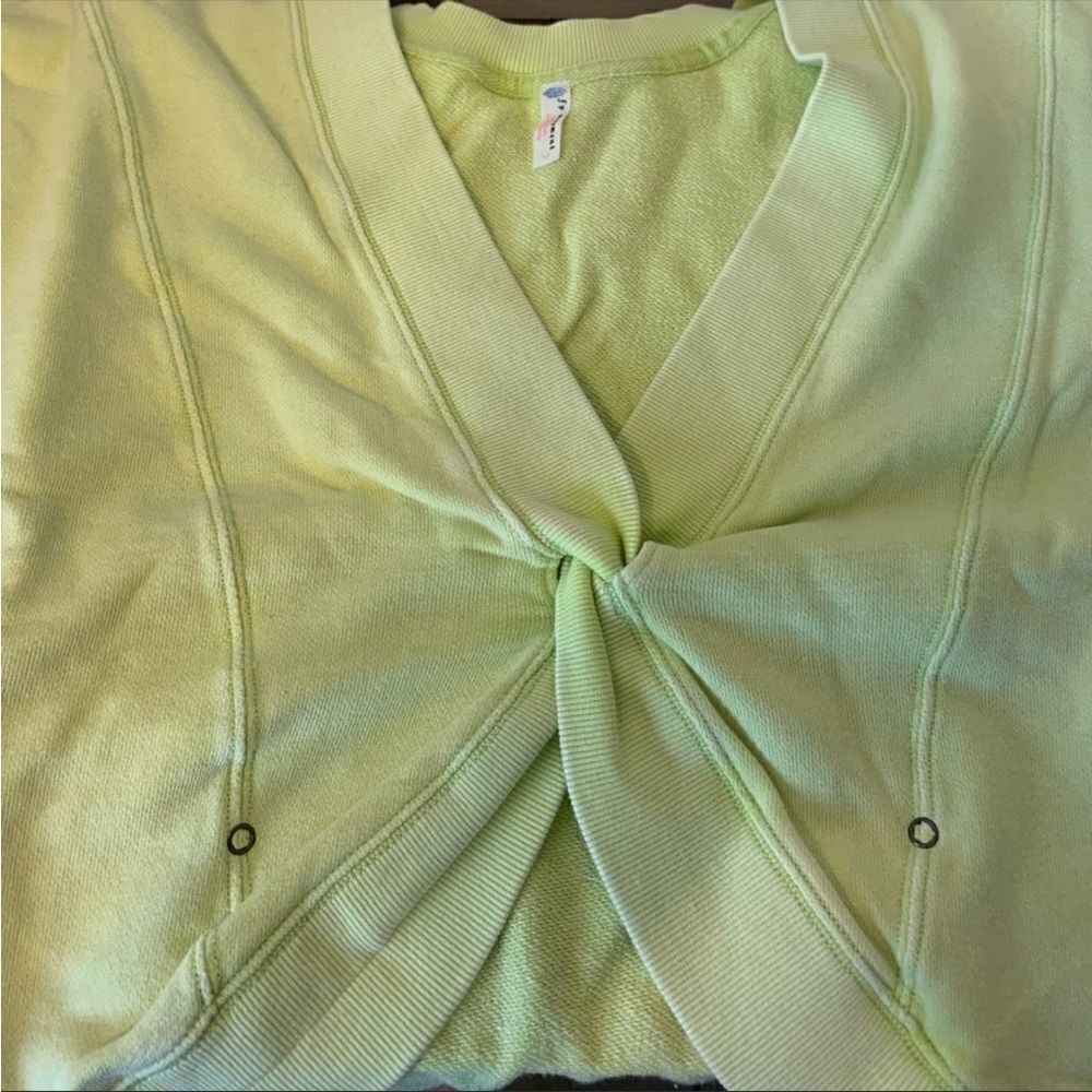 Free people FP Women’s movement go for gold reversible sweatshirt size S, NWT - Picture 10 of 16
